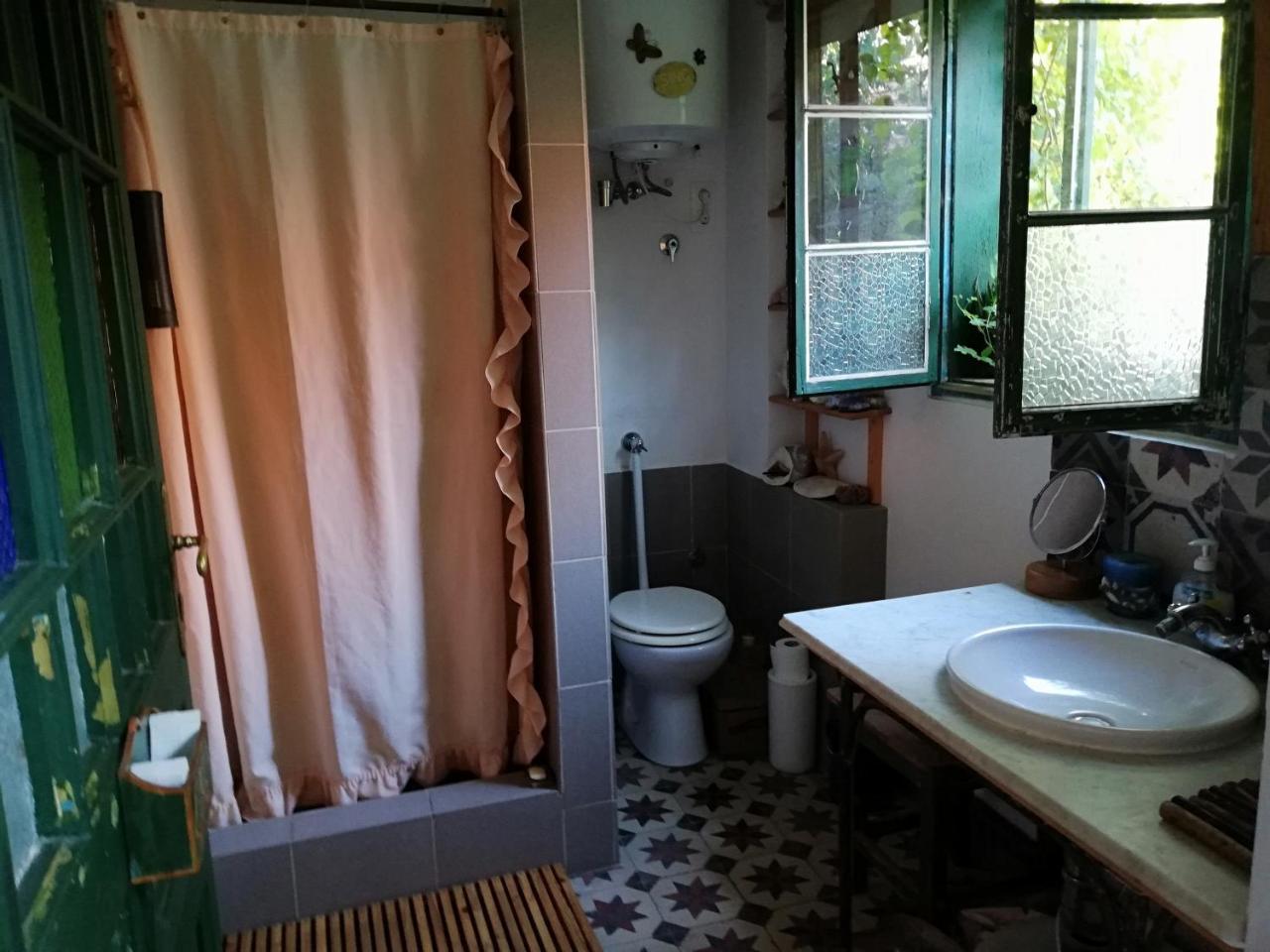 Rozmaringos Udvarhaz Dunafoldvar Exterior foto
