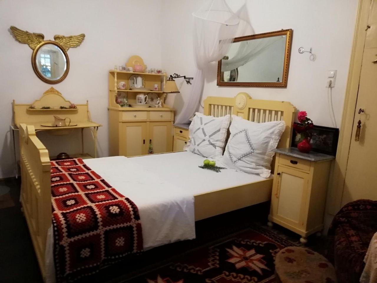 Rozmaringos Udvarhaz Dunafoldvar Exterior foto